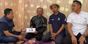 Arema FC Tuntaskan Penyaluran Santunan ke Keluarga 135 Korban Tragedi Kanjuruhan Arema FC Tuntaskan Penyaluran Santunan ke Keluarga 135 Korban Tragedi Kanjuruhan