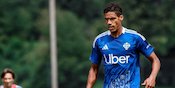 Ngenes! Baru Main 20 Menit di Como, Eh Raphael Varane Cedera