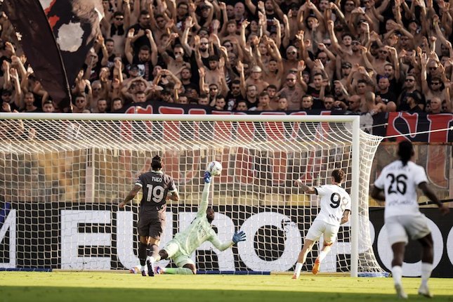 Milan Mudah Diserang dari Sayap Milan Mudah Diserang dari Sayap
