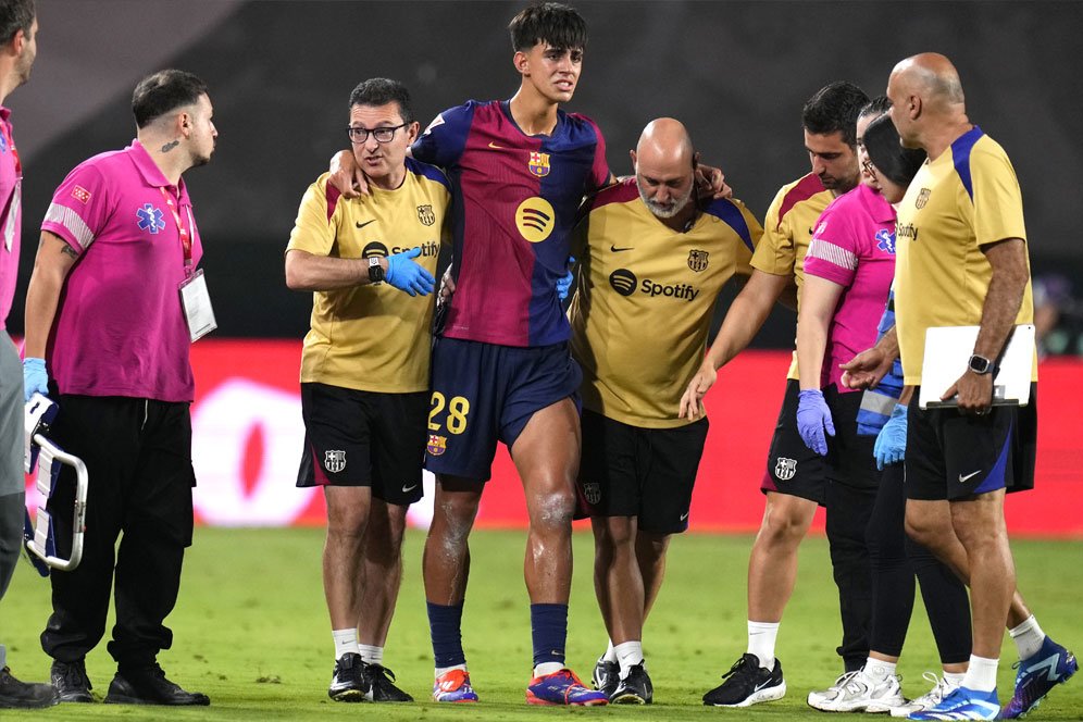 Manchester United Berminat Bajak Marc Bernal dari Barcelona Manchester United Berminat Bajak Marc Bernal dari Barcelona