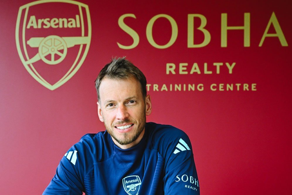 RESMI: Arsenal Pinjam Neto dari Bournemouth