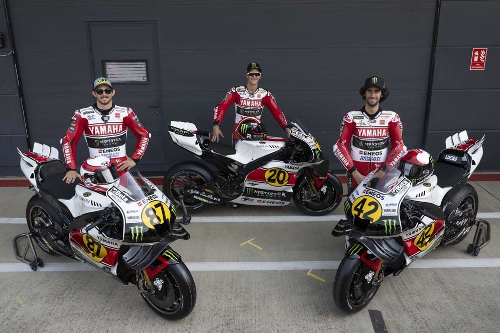 Galeri Foto: 11 Tim Pakai Corak Jadul di Silverstone untuk Rayakan Ulang Tahun MotoGP Ke-75 Galeri Foto: 11 Tim Pakai Corak Jadul di Silverstone untuk Rayakan Ulang Tahun MotoGP Ke-75