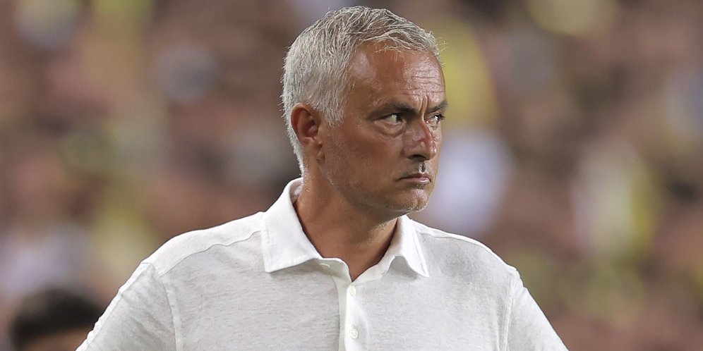 Jose Mourinho Siap Kembali ke Dunia Kepelatihan, Sedang Negosiasi dengan Mantan Klubnya Jose Mourinho Siap Kembali ke Dunia Kepelatihan, Sedang Negosiasi dengan Mantan Klubnya