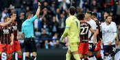Pemain Liverpool Terlibat 'Reka Ulang' Gigitan Luis Suarez ke Giorgio Chiellini di Divisi Championship Pemain Liverpool Terlibat 'Reka Ulang' Gigitan Luis Suarez ke Giorgio Chiellini di Divisi Championship