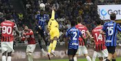 Duel Taktik: Adu Kuat Tembok Pertahanan Inter dan Milan di Derby della Madonnina Duel Taktik: Adu Kuat Tembok Pertahanan Inter dan Milan di Derby della Madonnina