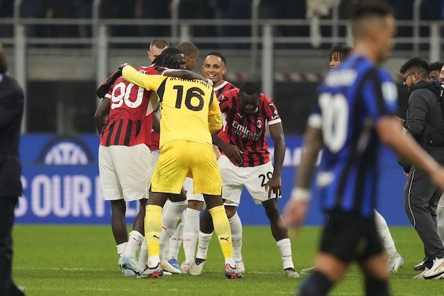 Milan Menang Berkat Morata dan Abraham Milan Menang Berkat Morata dan Abraham