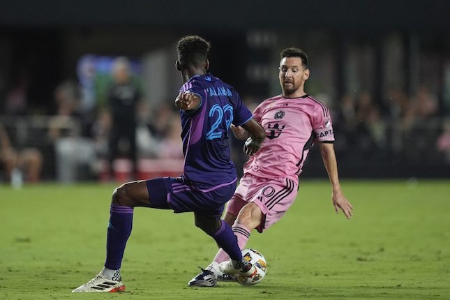Pogba Bisa Main Bareng Messi Pogba Bisa Main Bareng Messi
