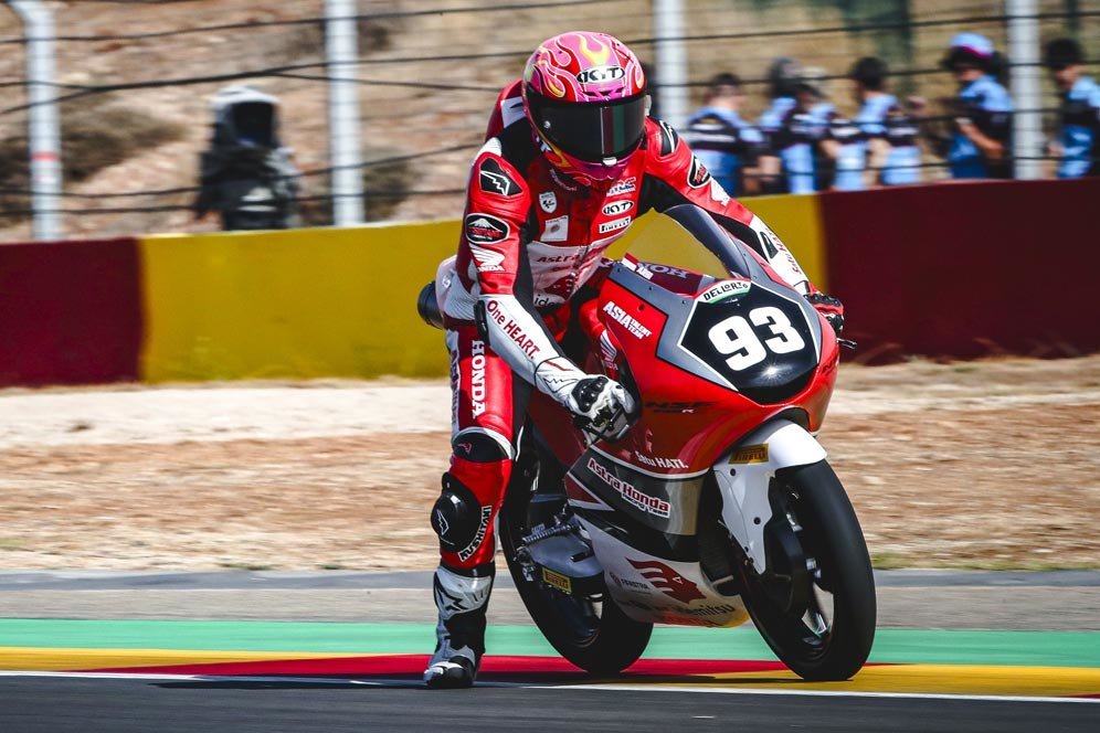 Dapat Wildcard Ketiga di Moto3 2024, Fadillah Arbi Aditama Siap Petik Pelajaran Penting di Mandalika Dapat Wildcard Ketiga di Moto3 2024, Fadillah Arbi Aditama Siap Petik Pelajaran Penting di Mandalika