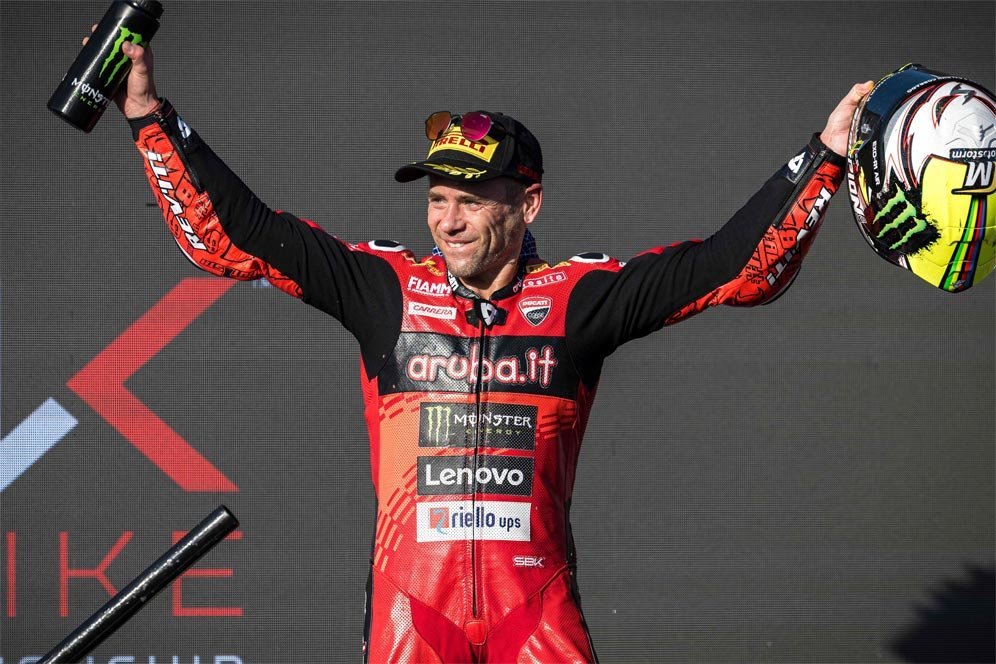 Usai Negosiasi Lama, Alvaro Bautista dan Ducati Akhirnya Lanjutkan Kerja Sama di WorldSBK 2024 Usai Negosiasi Lama, Alvaro Bautista dan Ducati Akhirnya Lanjutkan Kerja Sama di WorldSBK 2024