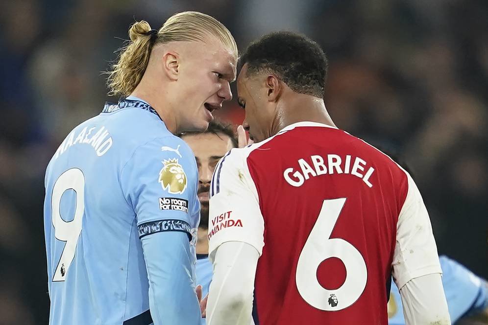 Lempar Bola ke Kepala Gabriel Magalhaes, Erling Haaland Disebut Pengecut