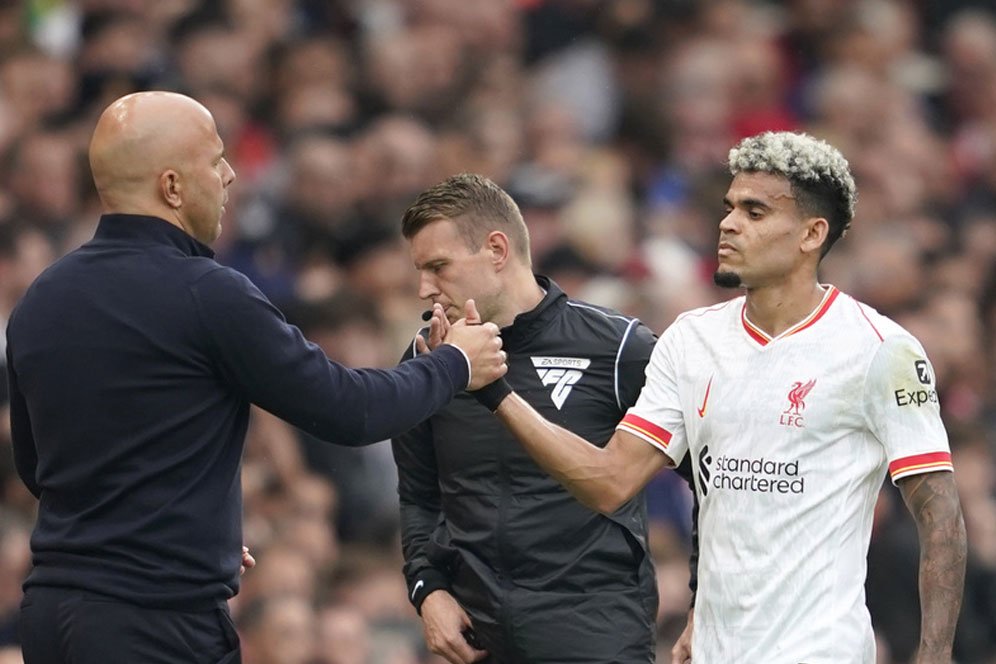 Dibongkar! Arne Slot Terang-Terangan Jelaskan Kekurangan MU, Celah untuk Liverpool Menang Dibongkar! Arne Slot Terang-Terangan Jelaskan Kekurangan MU, Celah untuk Liverpool Menang