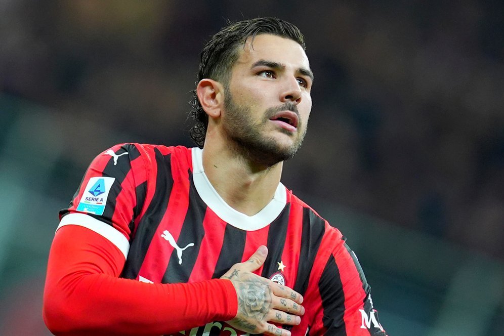 29 Gol, Theo Hernandez Samai Rekor Paolo Maldini 29 Gol, Theo Hernandez Samai Rekor Paolo Maldini