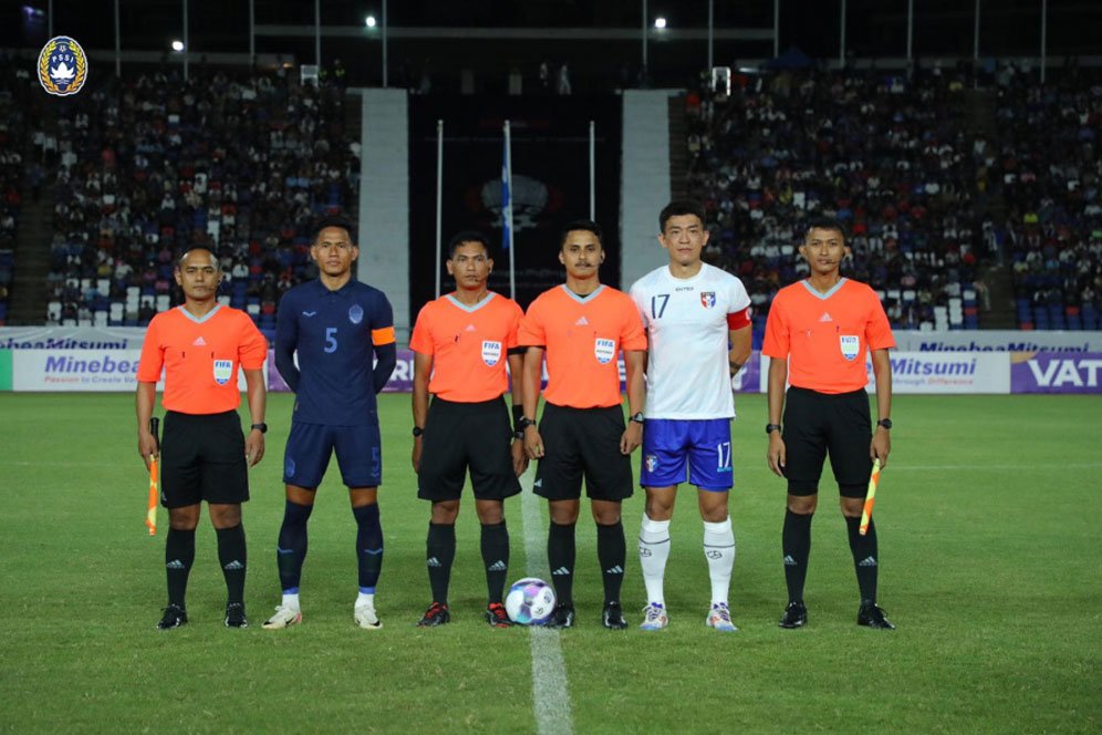 Bangga! 3 Wasit Indonesia Pimpin Uji Coba FIFA Matchday Oktober 2024 Bangga! 3 Wasit Indonesia Pimpin Uji Coba FIFA Matchday Oktober 2024