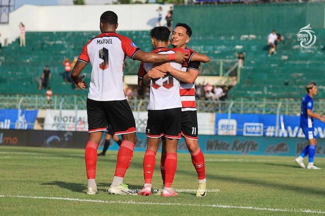 Perkiraan Susunan Pemain Perkiraan Susunan Pemain