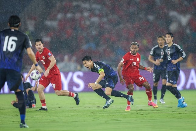 Wataru Endo dan Momen Tukar Jersey dengan Beckham Putra