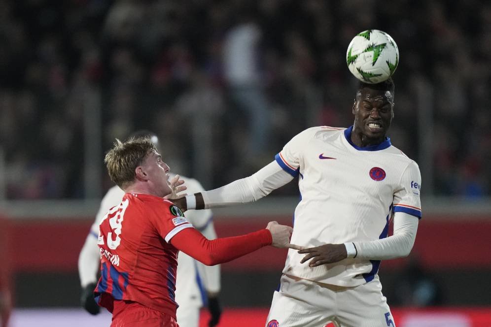 Chelsea Bentengi Benoit Badiashile dari Kejaran Juventus Chelsea Bentengi Benoit Badiashile dari Kejaran Juventus