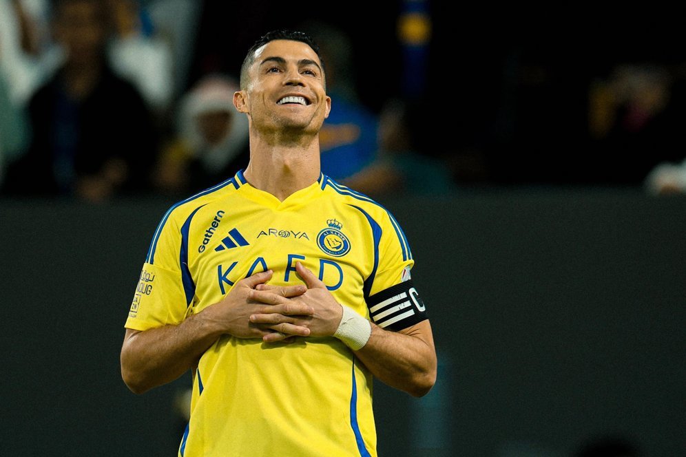 Cristiano Ronaldo Absen di Laga Esteghlal vs Al Nassr Karena Takut Dihukum Cambuk? Cristiano Ronaldo Absen di Laga Esteghlal vs Al Nassr Karena Takut Dihukum Cambuk?
