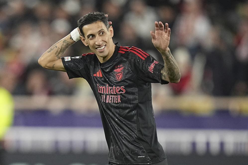 Usai Gagal Juara, Di Maria Konfirmasi Bakal Tinggalkan Benfica