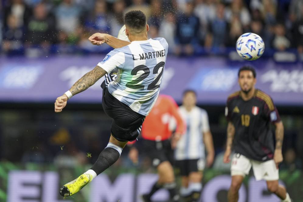 Cetak Gol ke Gawang Peru, Lautaro Martinez Kini Setara Diego Maradona