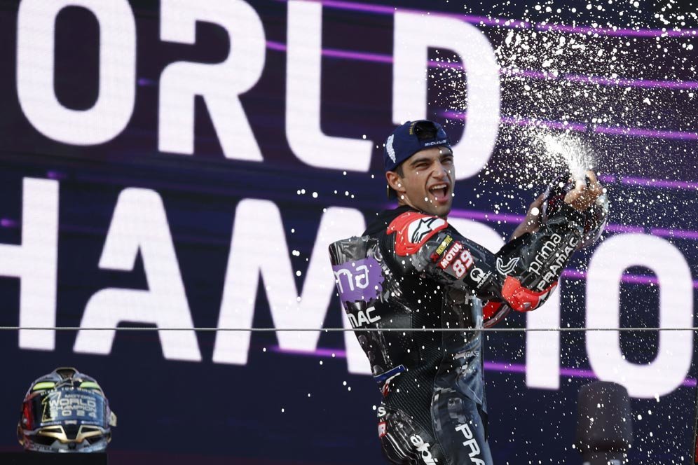 Sejarah Baru! 9 Catatan Mentereng Jorge Martin Usai Juarai MotoGP 2024 Sejarah Baru! 9 Catatan Mentereng Jorge Martin Usai Juarai MotoGP 2024