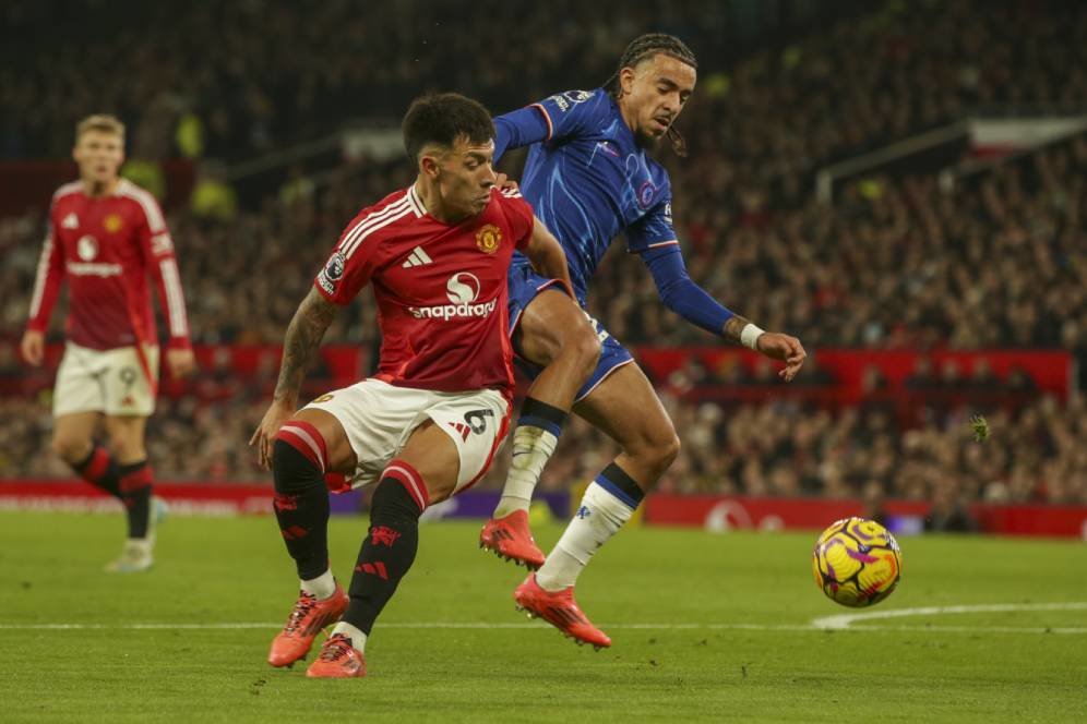 Lisandro Martinez Batal Gabung Timnas Argentina, MU Was-was