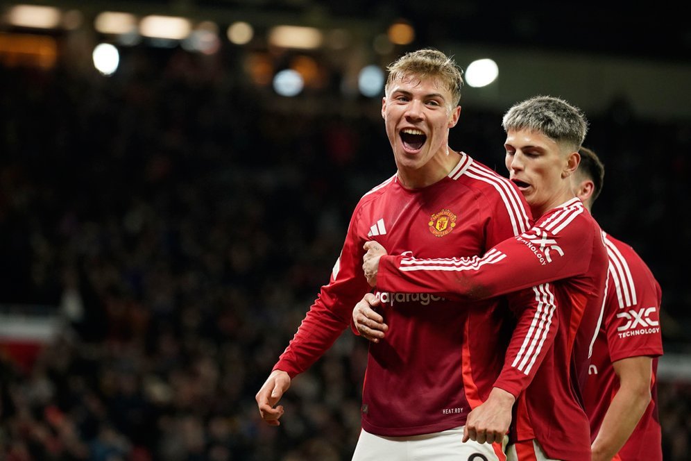 Manchester United Bakal Jual Rasmus Hojlund ke AC Milan?