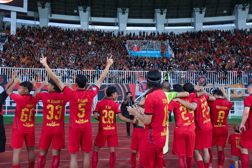 Bukan di JIS Apalagi SUGBK, Persija Terpaksa Jamu Persib di Stadion Patriot Bukan di JIS Apalagi SUGBK, Persija Terpaksa Jamu Persib di Stadion Patriot
