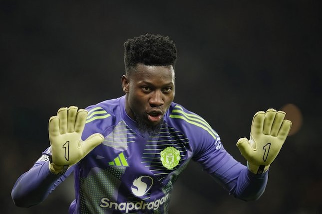 Kiper dan Lini Belakang Kiper dan Lini Belakang