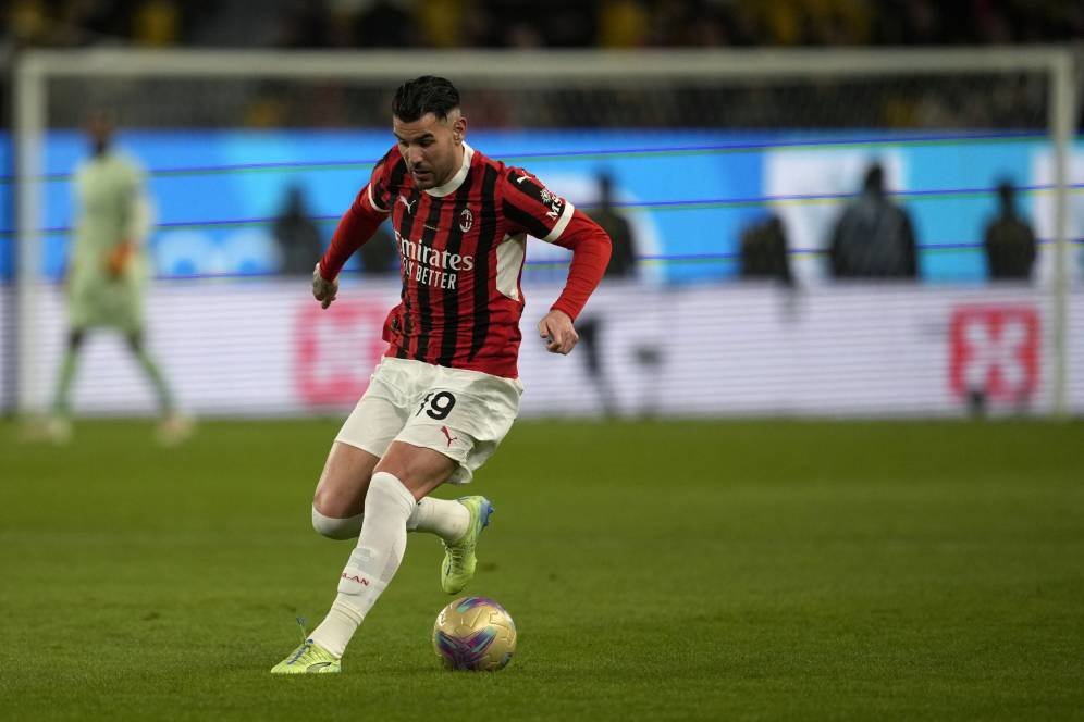 Rekor Fenomenal Theo Hernandez: 30 Gol untuk AC Milan, Lewati Rekor Paolo Maldini!