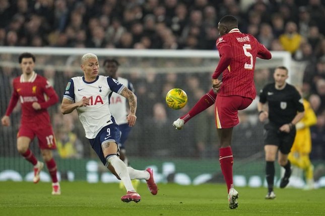 Akankah Konate Dilepas Liverpool? Akankah Konate Dilepas Liverpool?