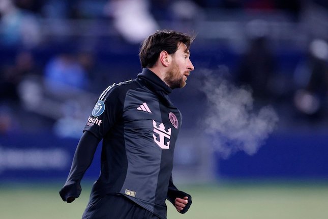 Messi Bekerja Keras, Tanpa Gol Messi Bekerja Keras, Tanpa Gol