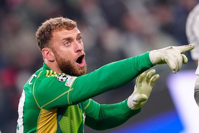 Kiper dan Bek