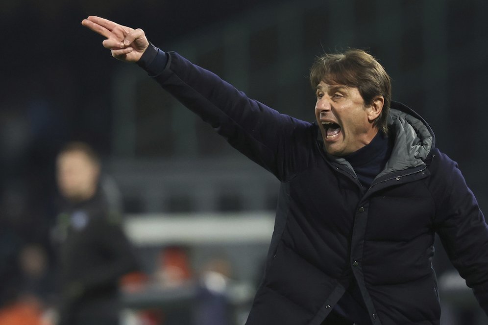 Totti Sebut Conte dan Allegri Sudah Teken Kontrak dengan Klub Lain, Klub Mana Nih?