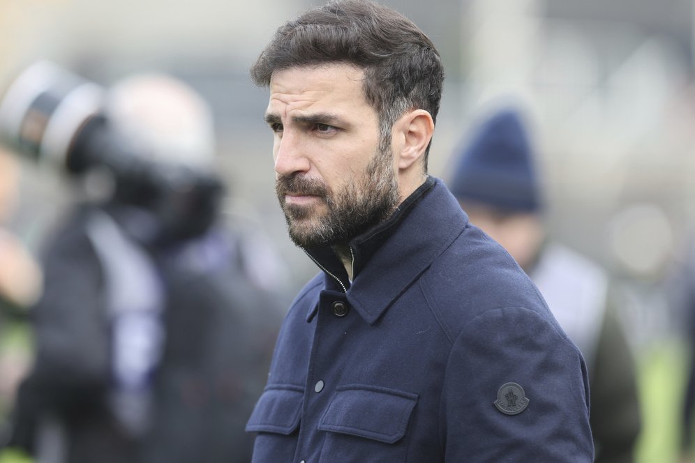 Cesc Fabregas Jadi Kandidat Favorit Pelatih AC Milan Musim Depan Cesc Fabregas Jadi Kandidat Favorit Pelatih AC Milan Musim Depan