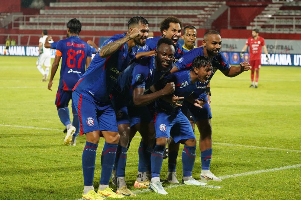 Selaras dengan Prestasi di BRI Liga 1, Omzet Penjualan Jersey Arema FC Melonjak