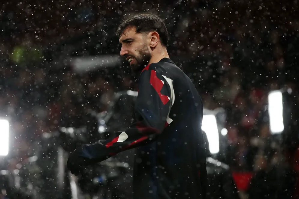 Kalau Tidak 'Digendong' Bruno Fernandes, Manchester United Sudah Fix Mendekam di Zona Degradasi! Kalau Tidak 'Digendong' Bruno Fernandes, Manchester United Sudah Fix Mendekam di Zona Degradasi!