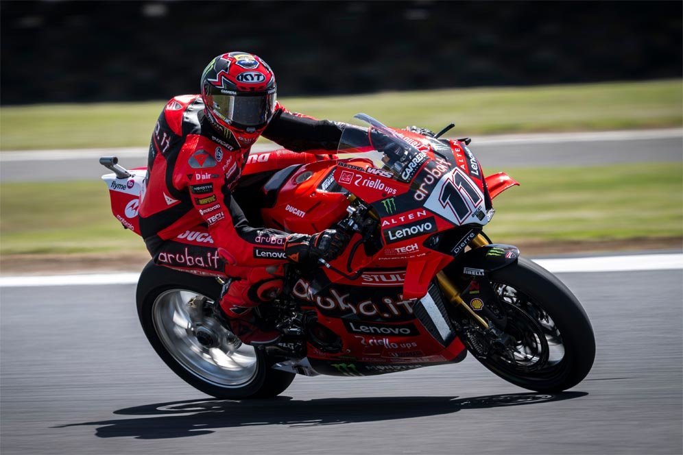 Hasil FP2 WorldSBK Australia 2025: Nicolo Bulega Tercepat Lagi, Ungguli Andrea Iannone dan Toprak Razgatlioglu Hasil FP2 WorldSBK Australia 2025: Nicolo Bulega Tercepat Lagi, Ungguli Andrea Iannone dan Toprak Razgatlioglu