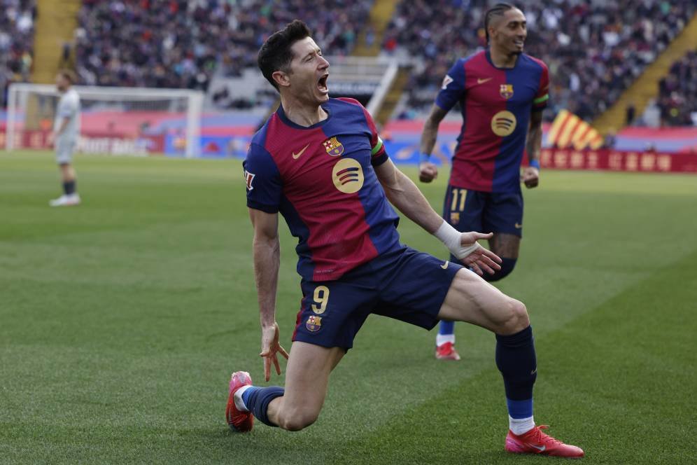 Masih Gacor, Barcelona Bakal Perpanjang Kontrak Robert Lewandowski Masih Gacor, Barcelona Bakal Perpanjang Kontrak Robert Lewandowski