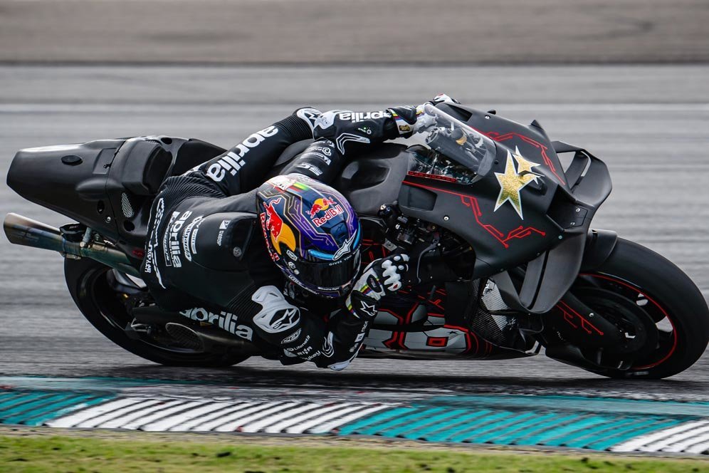 Jorge Martin Cedera Tangan dan Kaki, Bagaimana Nasib Aprilia di MotoGP 2025? Jorge Martin Cedera Tangan dan Kaki, Bagaimana Nasib Aprilia di MotoGP 2025?