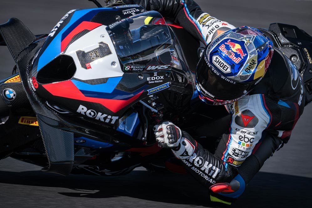 Hasil Race 2 WorldSBK Inggris 2025: Sapu Bersih! Toprak Razgatlioglu Raih Hat-trick Kemenangan Hasil Race 2 WorldSBK Inggris 2025: Sapu Bersih! Toprak Razgatlioglu Raih Hat-trick Kemenangan