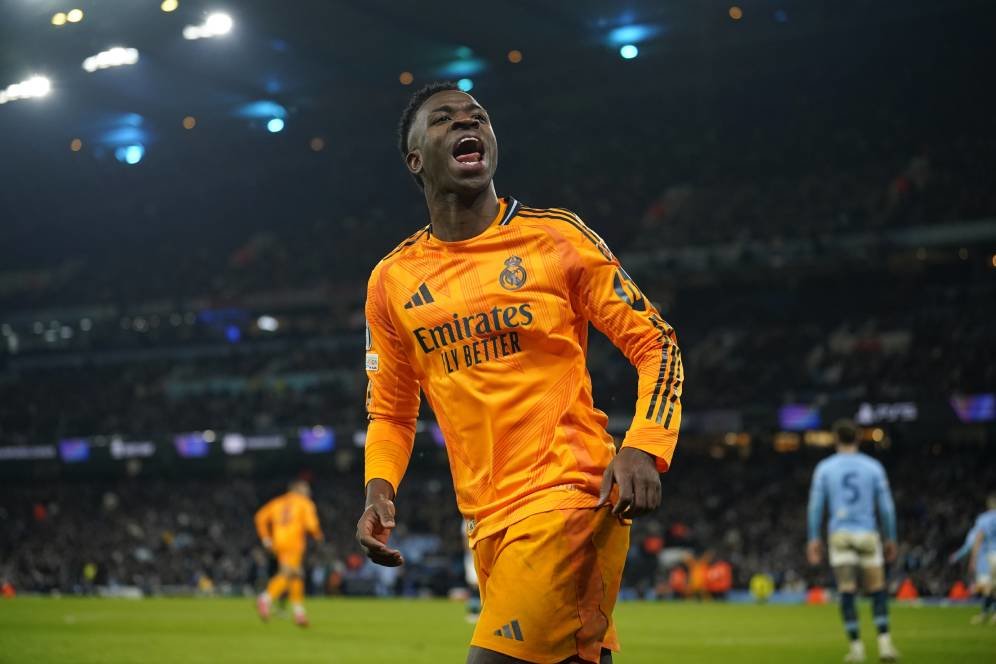 Bukannya Bikin Jiper, Banner Fans Manchester City Justru Bakar Semangat Vinicius Junior Bukannya Bikin Jiper, Banner Fans Manchester City Justru Bakar Semangat Vinicius Junior
