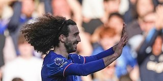 Cucurella Pahlawan Chelsea Cucurella Pahlawan Chelsea