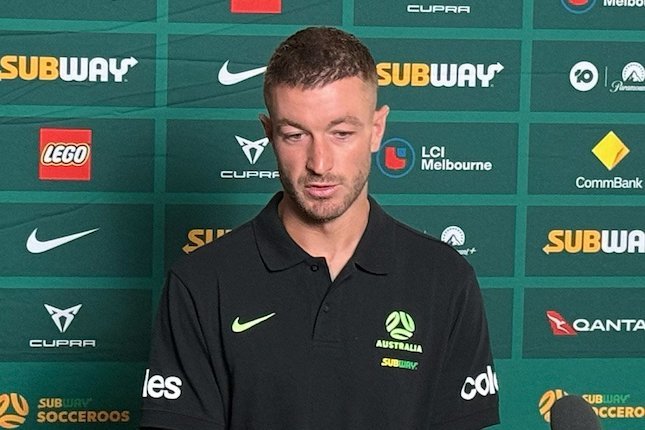 Adam Taggart: Striker Tajam yang Mengancam Adam Taggart: Striker Tajam yang Mengancam