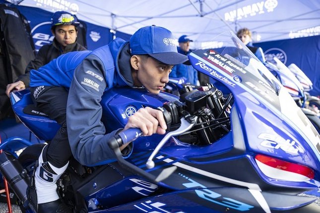 Diikuti 18 Pembalap dari 10 Negara Diikuti 18 Pembalap dari 10 Negara