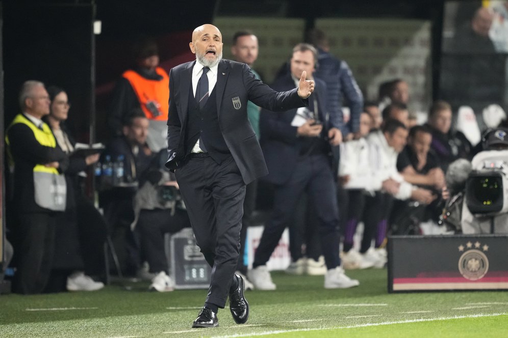 Italia Remuk Redam di Kualifikasi Piala Dunia: Donnarumma Murka, Nasib Spalletti di Ujung Tanduk? Italia Remuk Redam di Kualifikasi Piala Dunia: Donnarumma Murka, Nasib Spalletti di Ujung Tanduk?