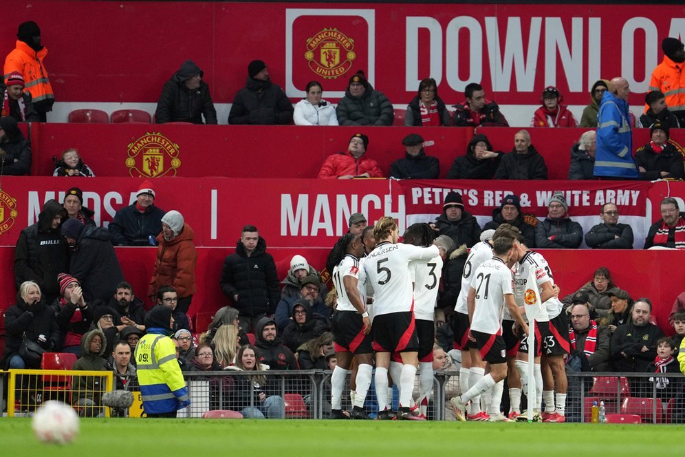 Hasil Manchester United vs Fulham: Skor 1-1 (3-4 Pen) Hasil Manchester United vs Fulham: Skor 1-1 (3-4 Pen)