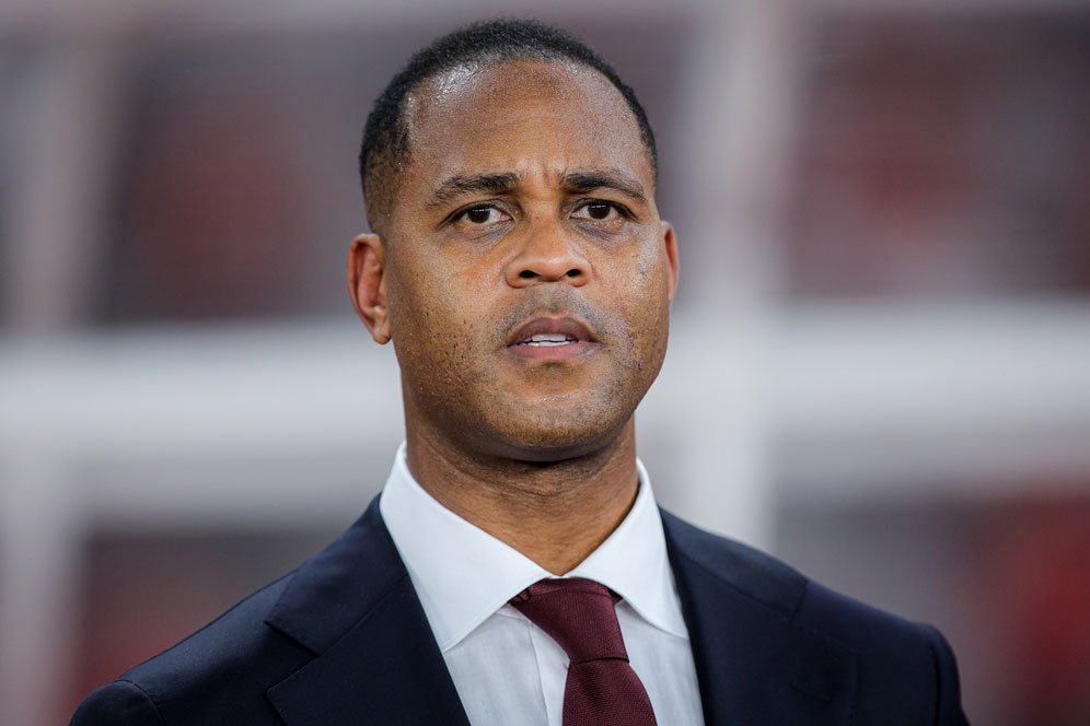 Kluivert Diminta Datang Lebih Cepat Untuk Gelar TC Timnas Indonesia Jelang Duel Lawan China & Jepang Kluivert Diminta Datang Lebih Cepat Untuk Gelar TC Timnas Indonesia Jelang Duel Lawan China & Jepang