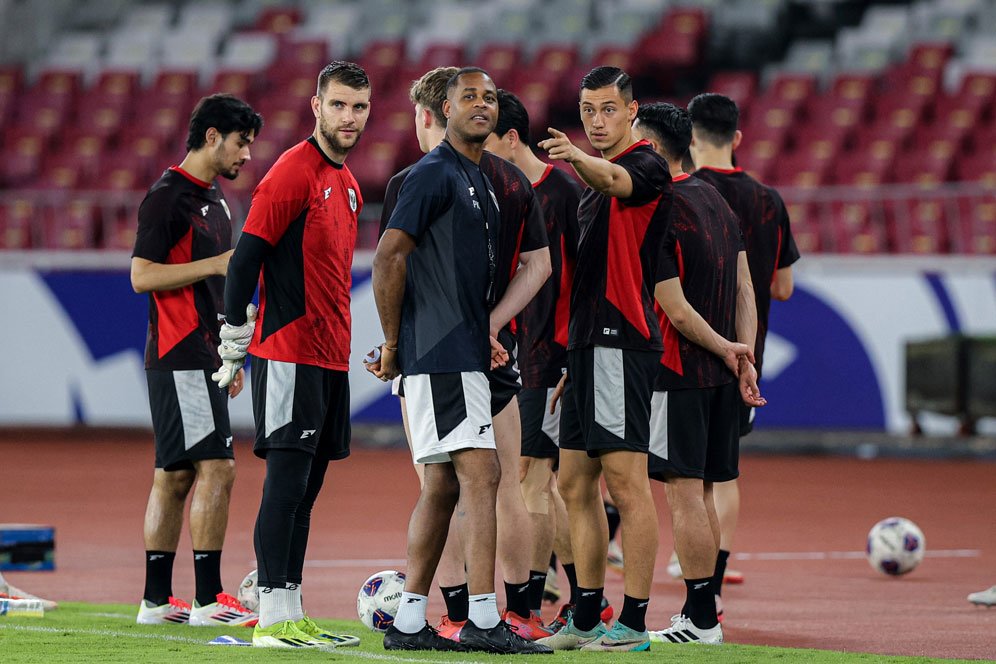 Menang Harga Mati: Menakar Starting XI Terbaik Timnas Indonesia Kontra Bahrain Menang Harga Mati: Menakar Starting XI Terbaik Timnas Indonesia Kontra Bahrain