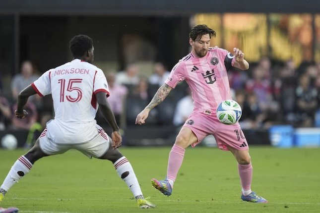 Gol Bersejarah Lionel Messi Gol Bersejarah Lionel Messi