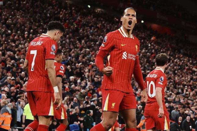 Komentar Virgil van Dijk Soal Tekel Tarkowski